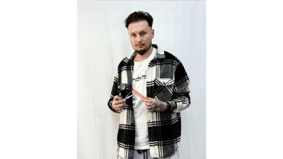 Masterclass: Tendințe și Tehnici în Frizerie