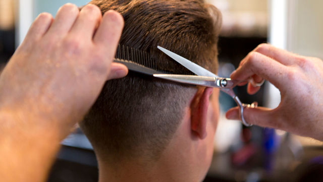 Frizerie și Barbering