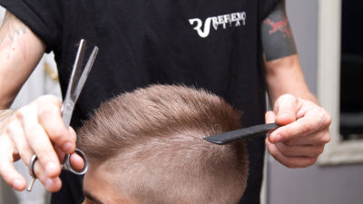 Curs Frizerie Timișoara curs tuns timisoara